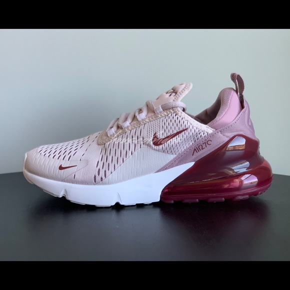 Nike Air Max 270 - Picture 3 of 5